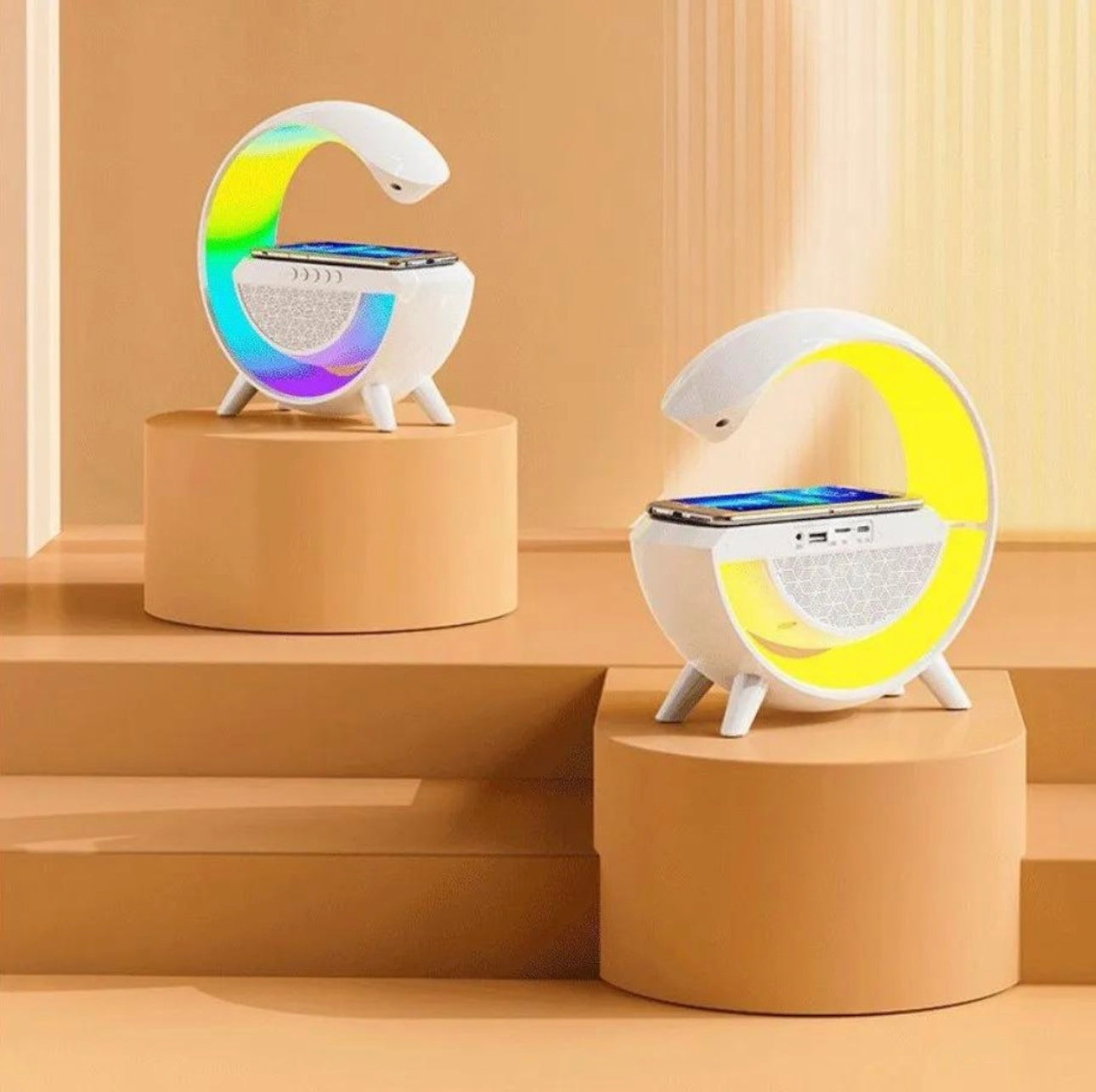 Speaker Bluetooth RGB avec chargeur wireless universel.